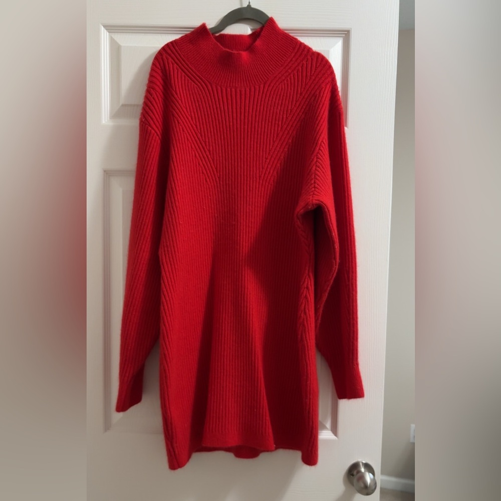 H&M Bright Red Ribbed Crew Neck Sweater Dreas